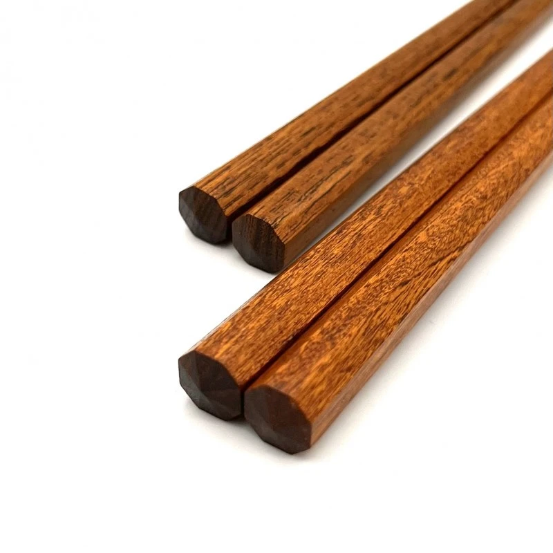 送料無料】京都銘木箸 八角 槐夫婦箸セット【桐箱入】 - お買い物