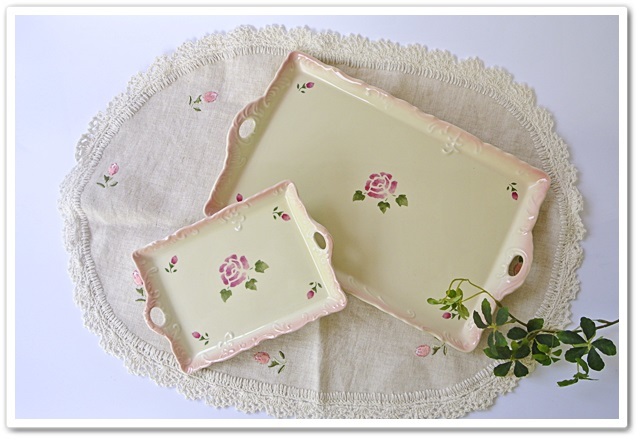 マニー ローズ陶器 ペタル トレーL【マニーと薔薇の雑貨のアン