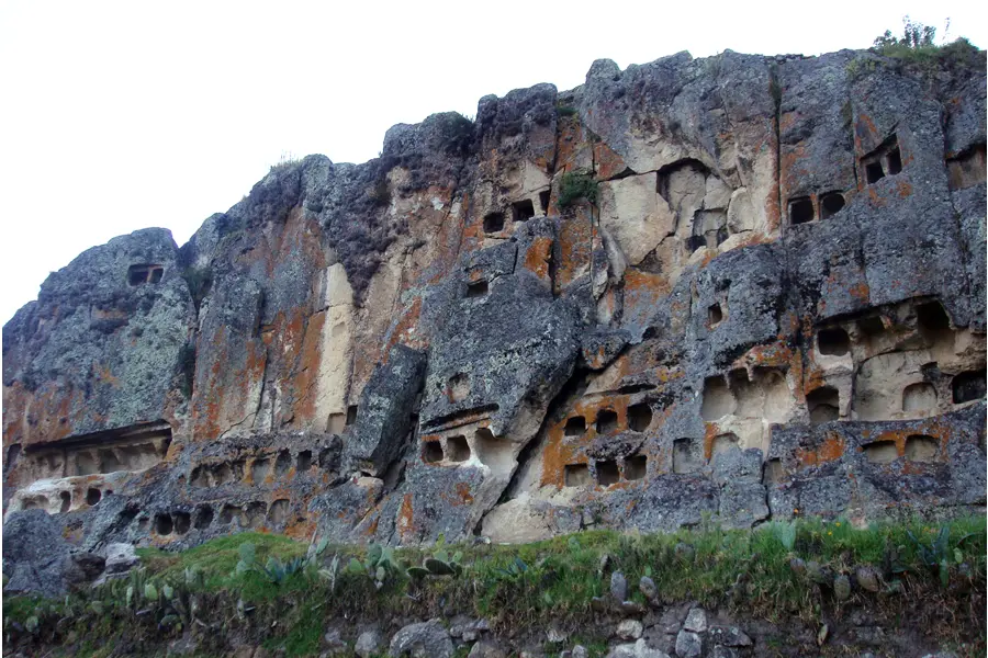 クントゥルワシ遺跡と北部3大観光地を巡る 北部ペルー紀行8日間