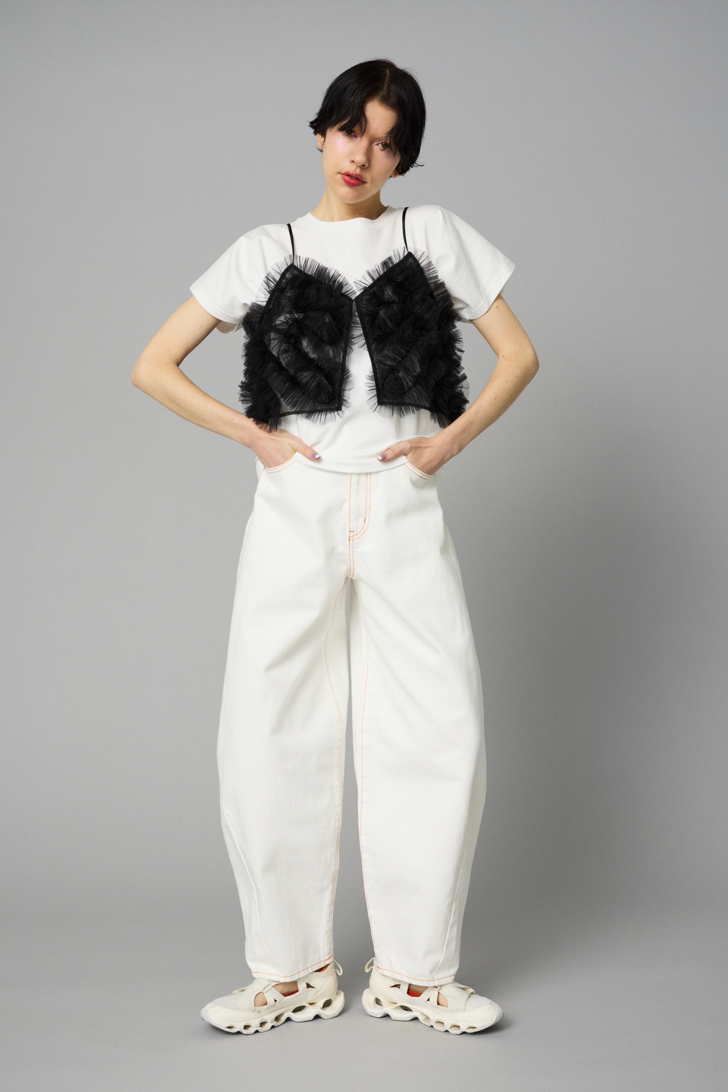 HeRIN.CYE | Many frill bustier (キャミソール ) |SHEL'TTER WEBSTORE