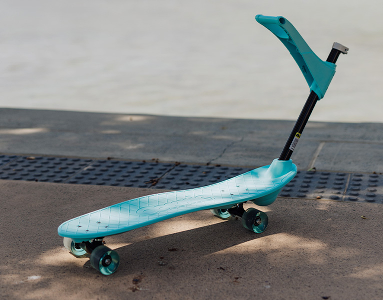 2歳から乗れるスケボー！？オーストラリア生まれのはじめてのスケボー