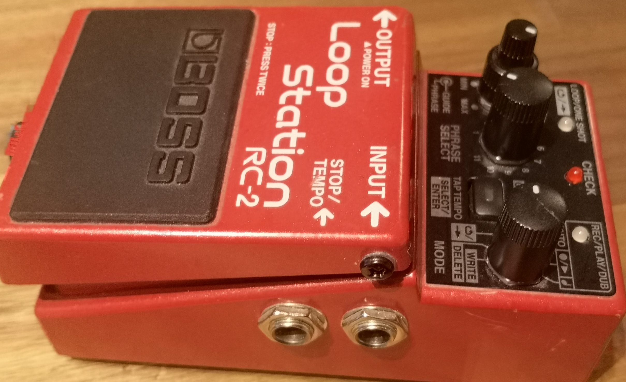 BOSS RC-2 Loop Station - Effects Pedals