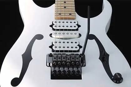 なつかし楽器道場'93年 エフェクター「BOSS SE-70」- e楽器屋.com