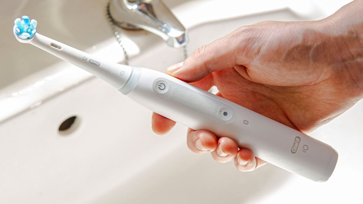 Oral-B iO4 review - Electric Teeth