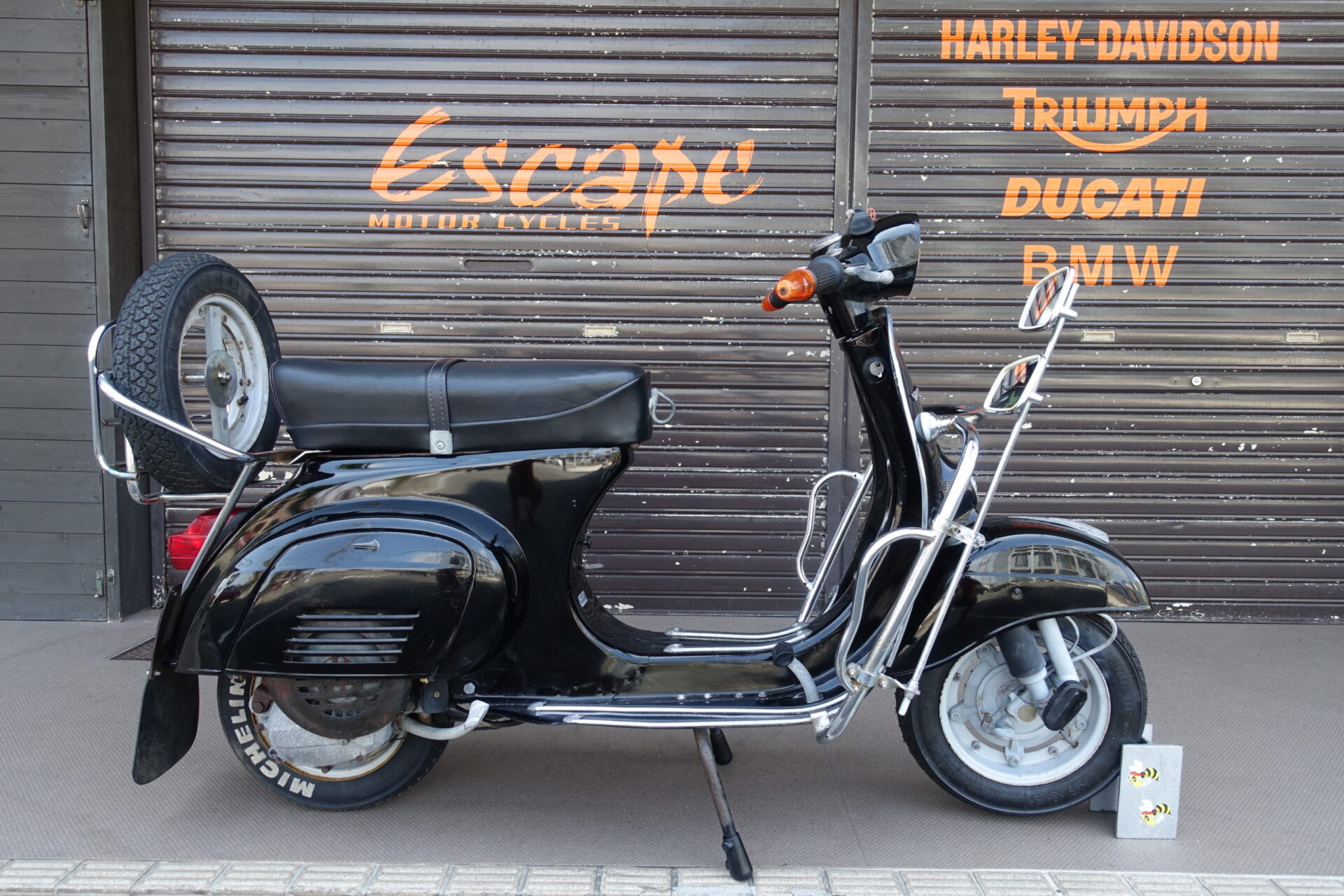 VESPA 125ET3 MODS仕様 | Escape Bike