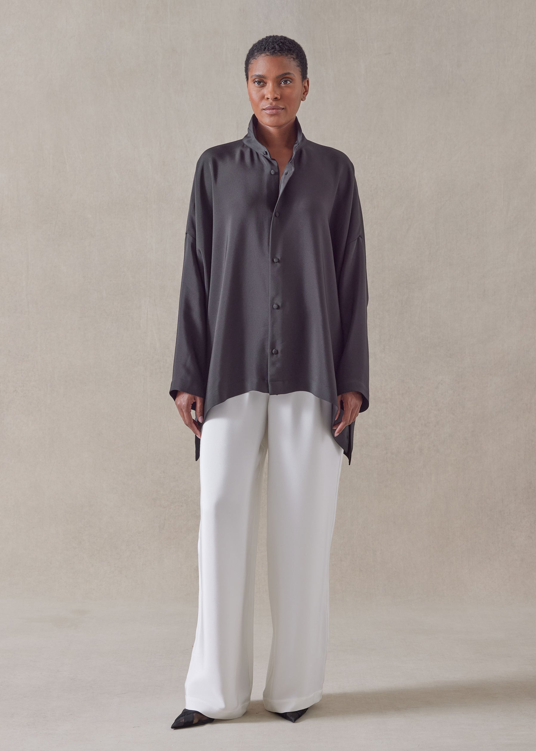 COR-E1225_BLACK_001_1800x.jpg?