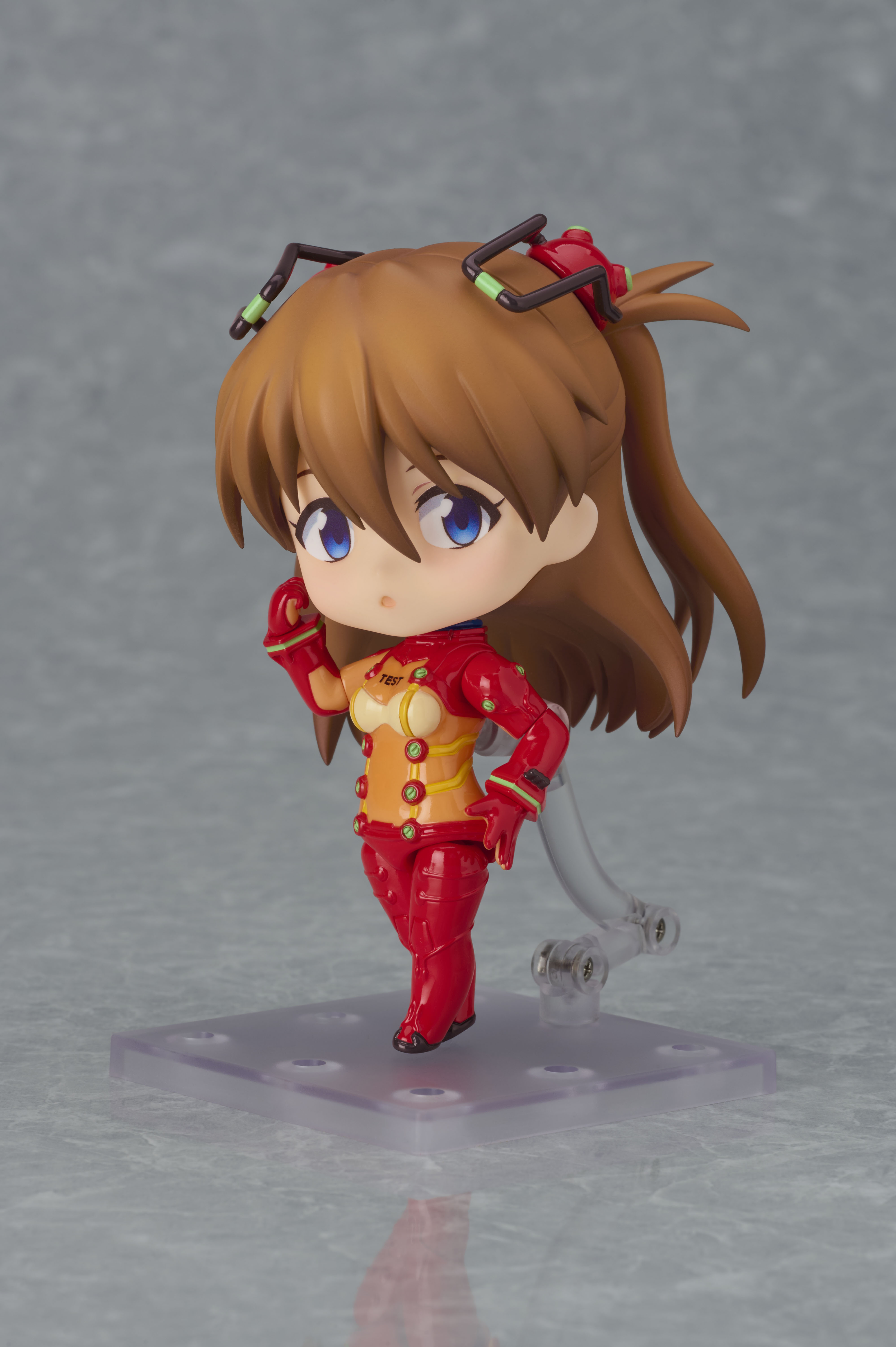 テストスーツ姿の「式波・アスカ・ラングレー」がねんどろいどになって