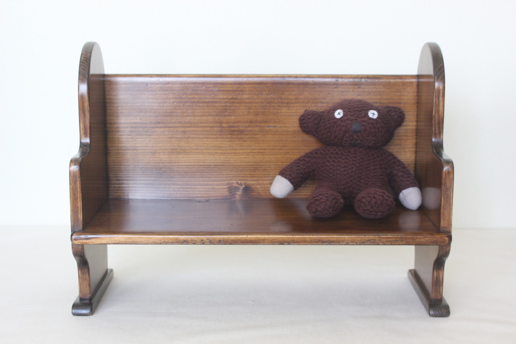 お気に入りのお人形やぬいぐるみを。チャーチベンチ（ドール用）No