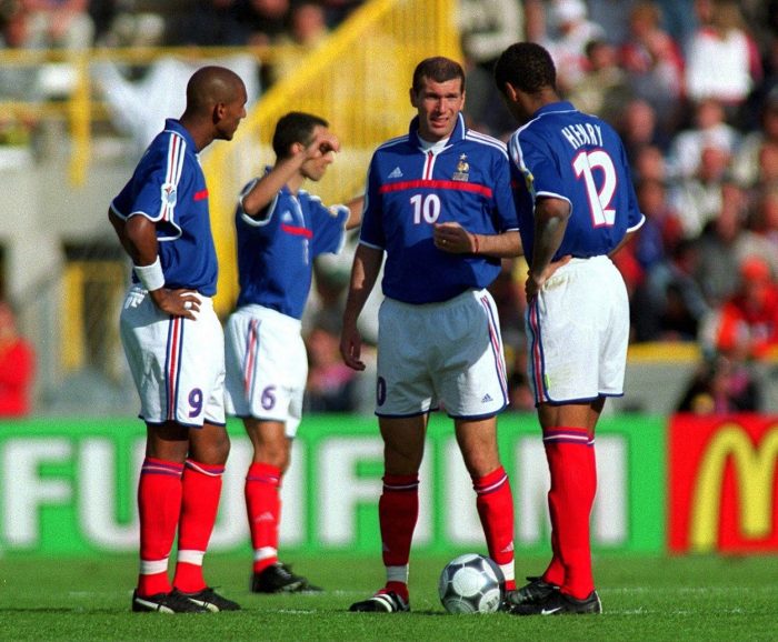 フランス黄金期の象徴ジダン 絶滅危機の