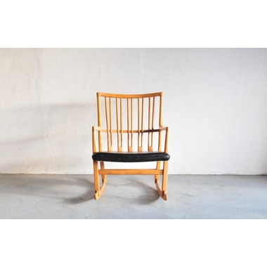 Hans J.Wegner ハンス J ウェグナー ML33 (1942) 時を経ても色あせない