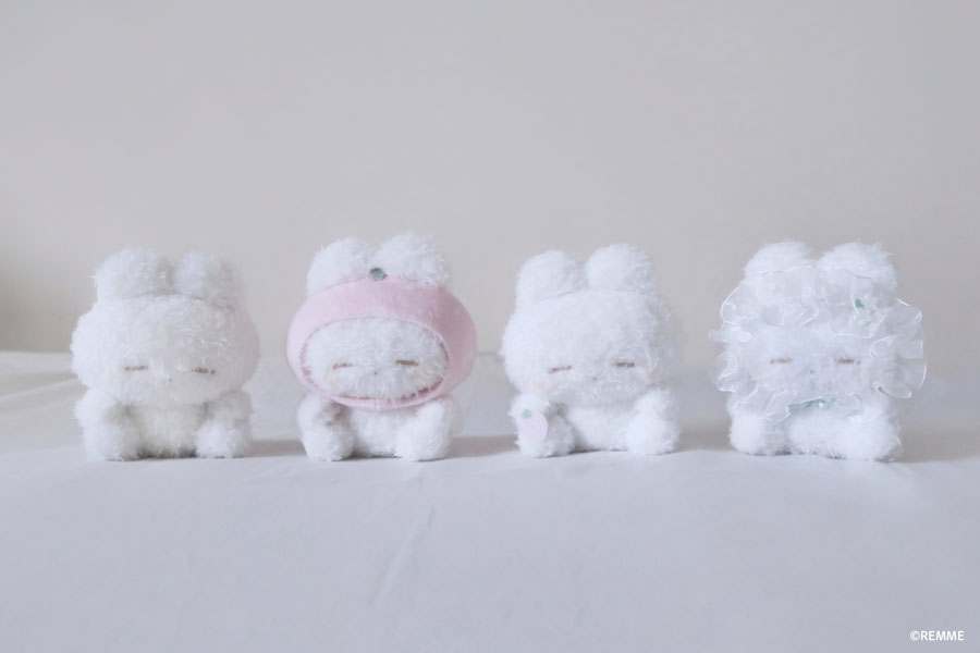 大人気ぬいぐるみ作家REMMEによる『うさぎのねむちゃん』のマスコット
