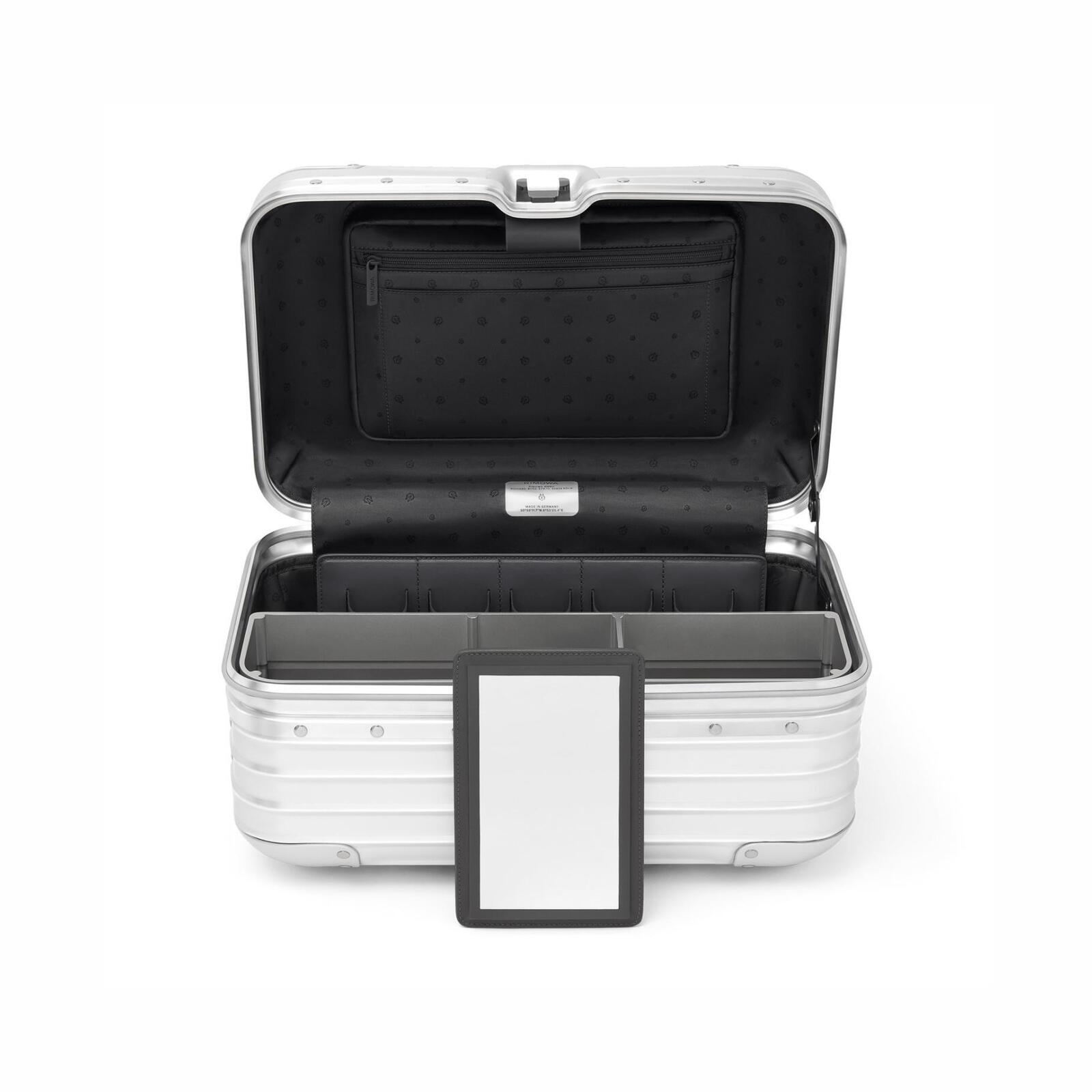 リモワ“手持ち”アルミケース「オリジナル ヴァニティ ケース