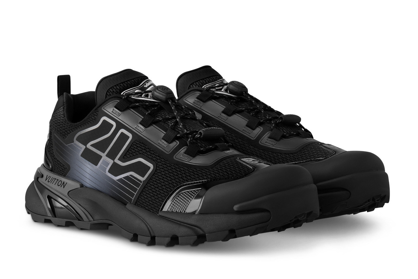 ルイ・ヴィトン、モノグラム・パターン際立つメンズスニーカーや異素材