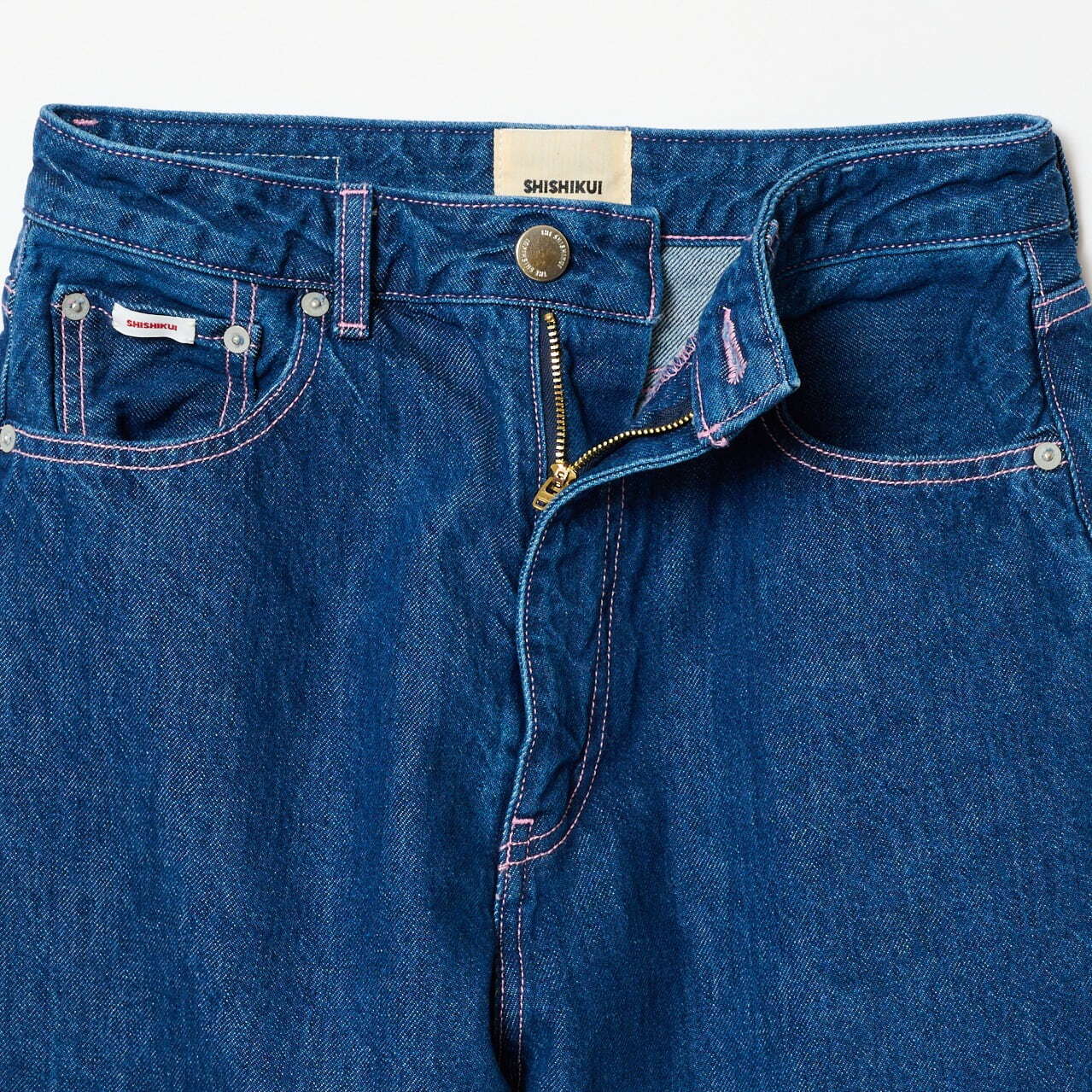 スタイリスト百々千晴のブランド「シシクイ」新店が青山に、オーバー