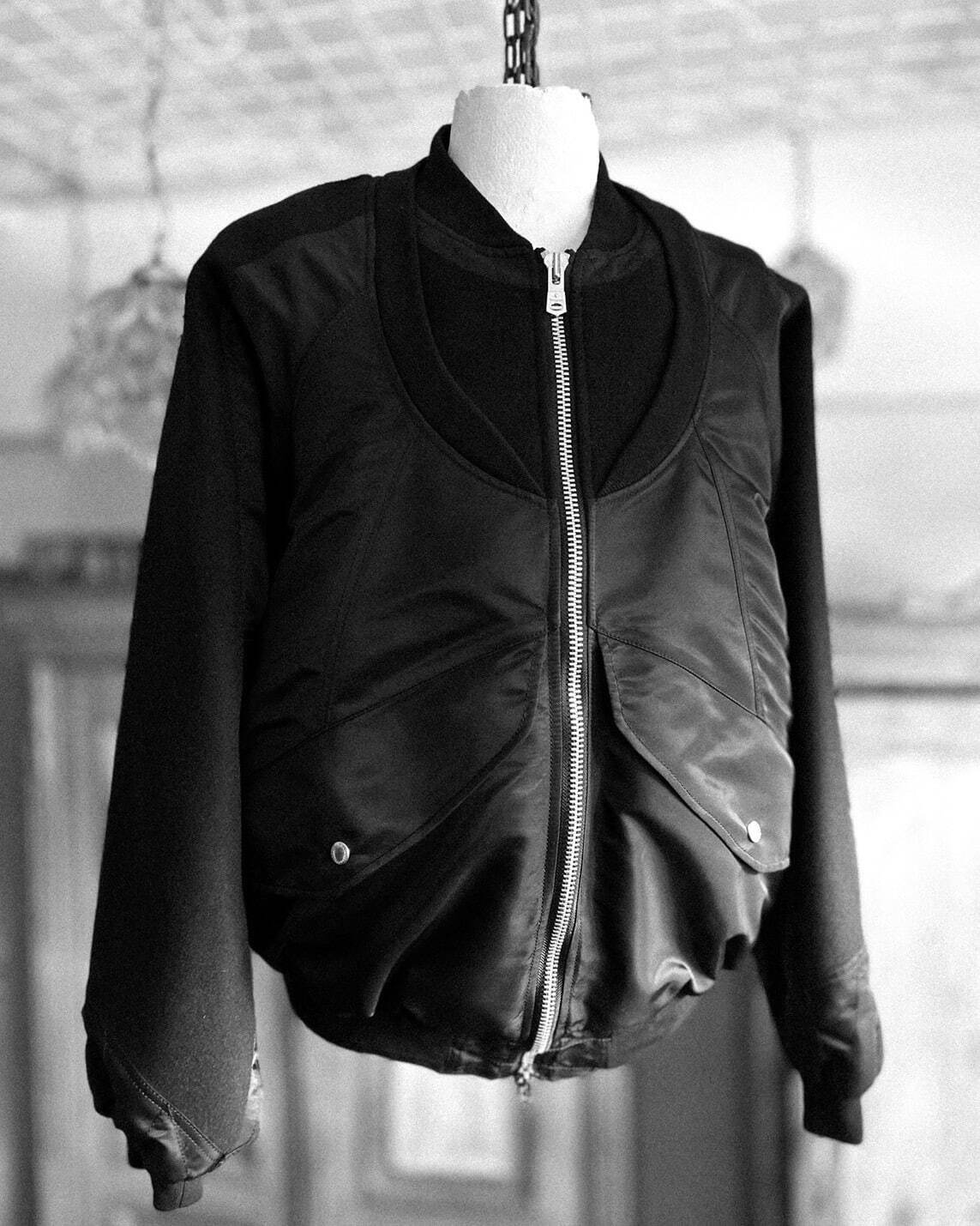 タカヒロミヤシタザソロイスト．“レイヤード風”フライトジャケット