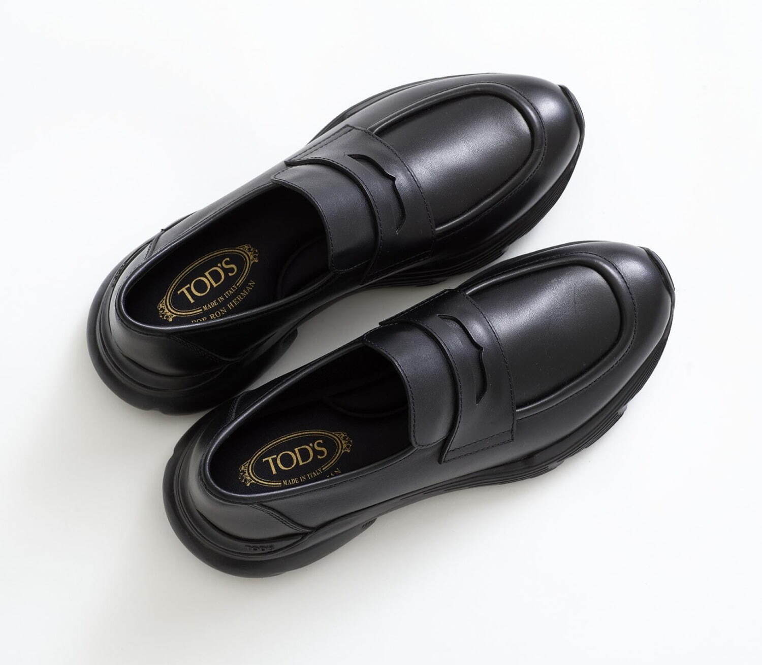 トッズ フォー ロンハーマン、ローファー風の厚底スニーカー＆2WAY