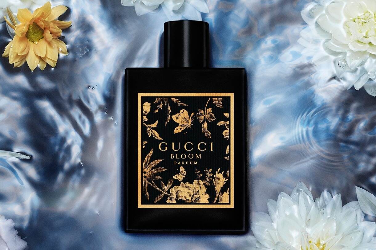 グッチ“白い花々”のアイコン香水「グッチ ブルーム パルファム」バニラ