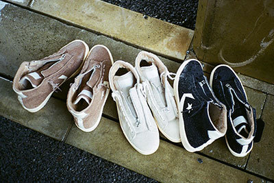 ノンネイティブ×コンバース、スエード素材のシューズ「プロレザー