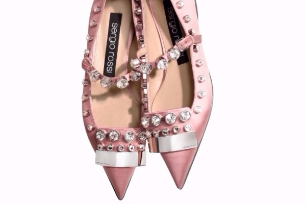 セルジオ ロッシの新シューズ「SRメリージェーン」クリスタルスタッズ