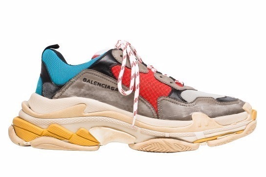 バレンシアガより新作スニーカー「トリプル S」、3種類のスポーツ