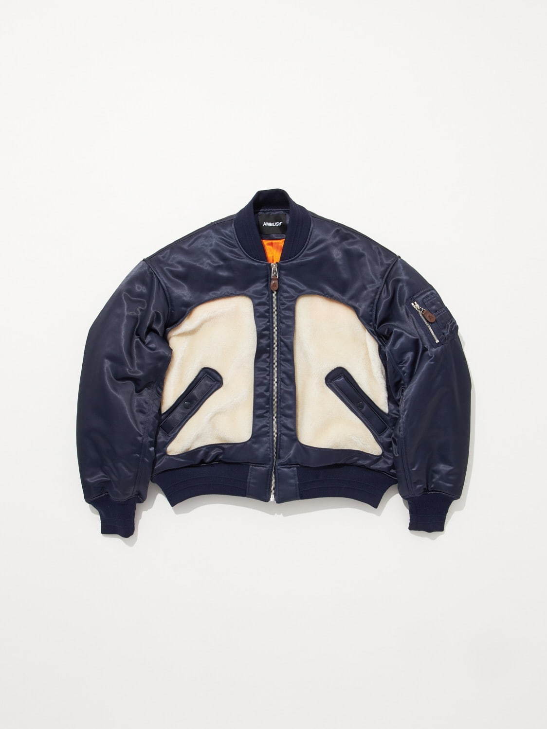 アンブッシュより新レーベル「アーティザナル」“ドール”ブルゾンや