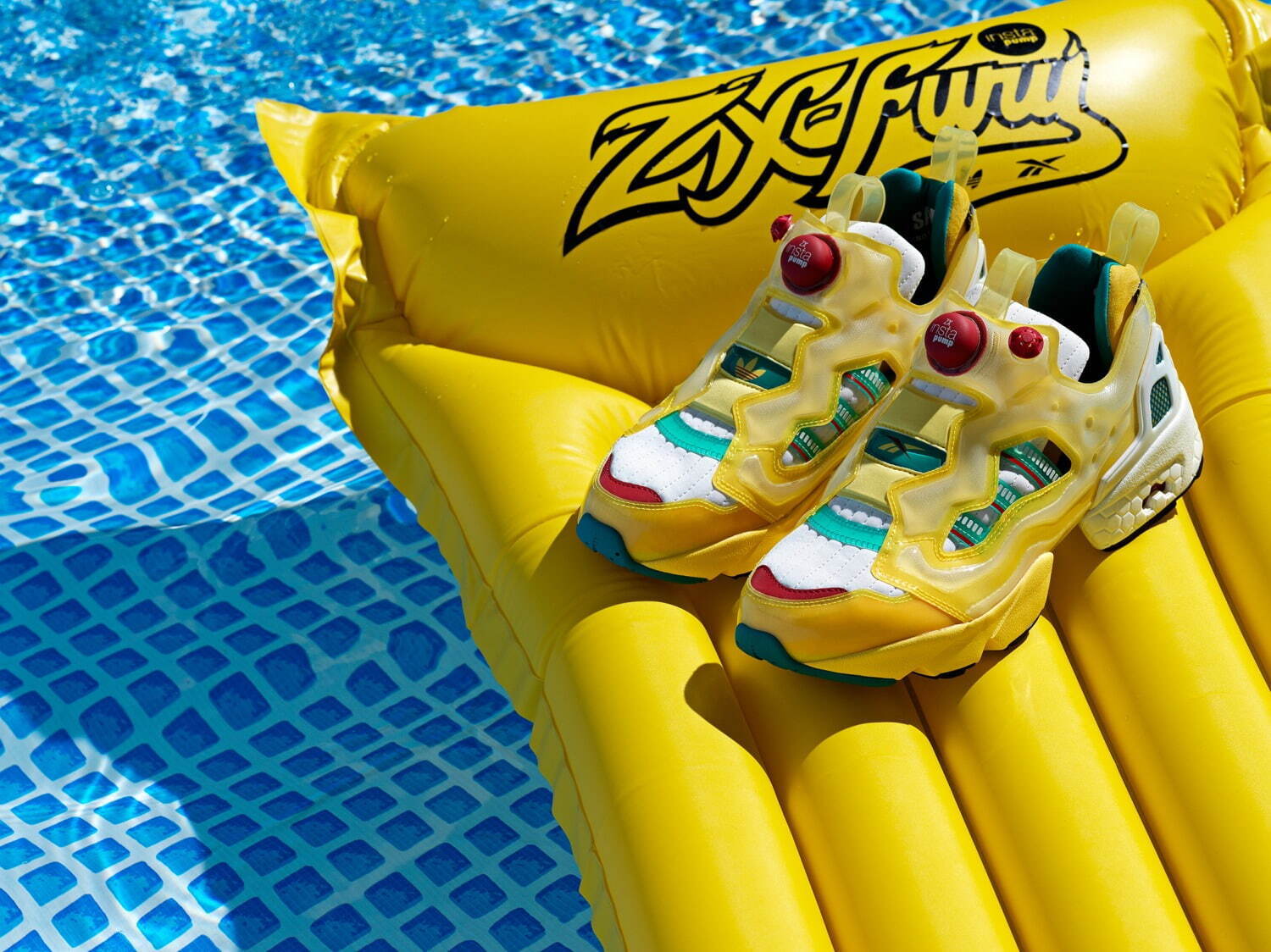 アディダス オリジナルス×リーボック「ZX FURY」シャーベットカラーの