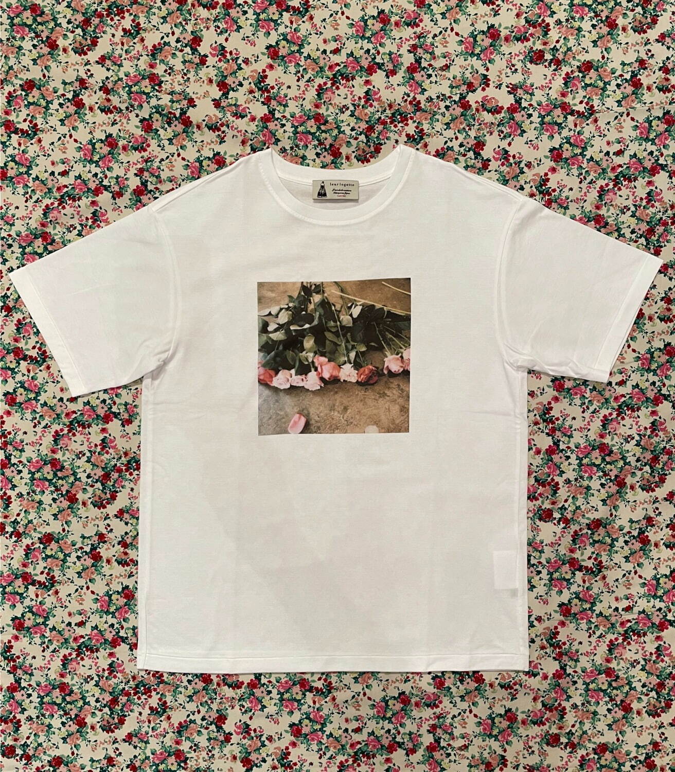 ルール ロジェットから‟フラワープリント”の限定ドレス&Tシャツ、渋谷