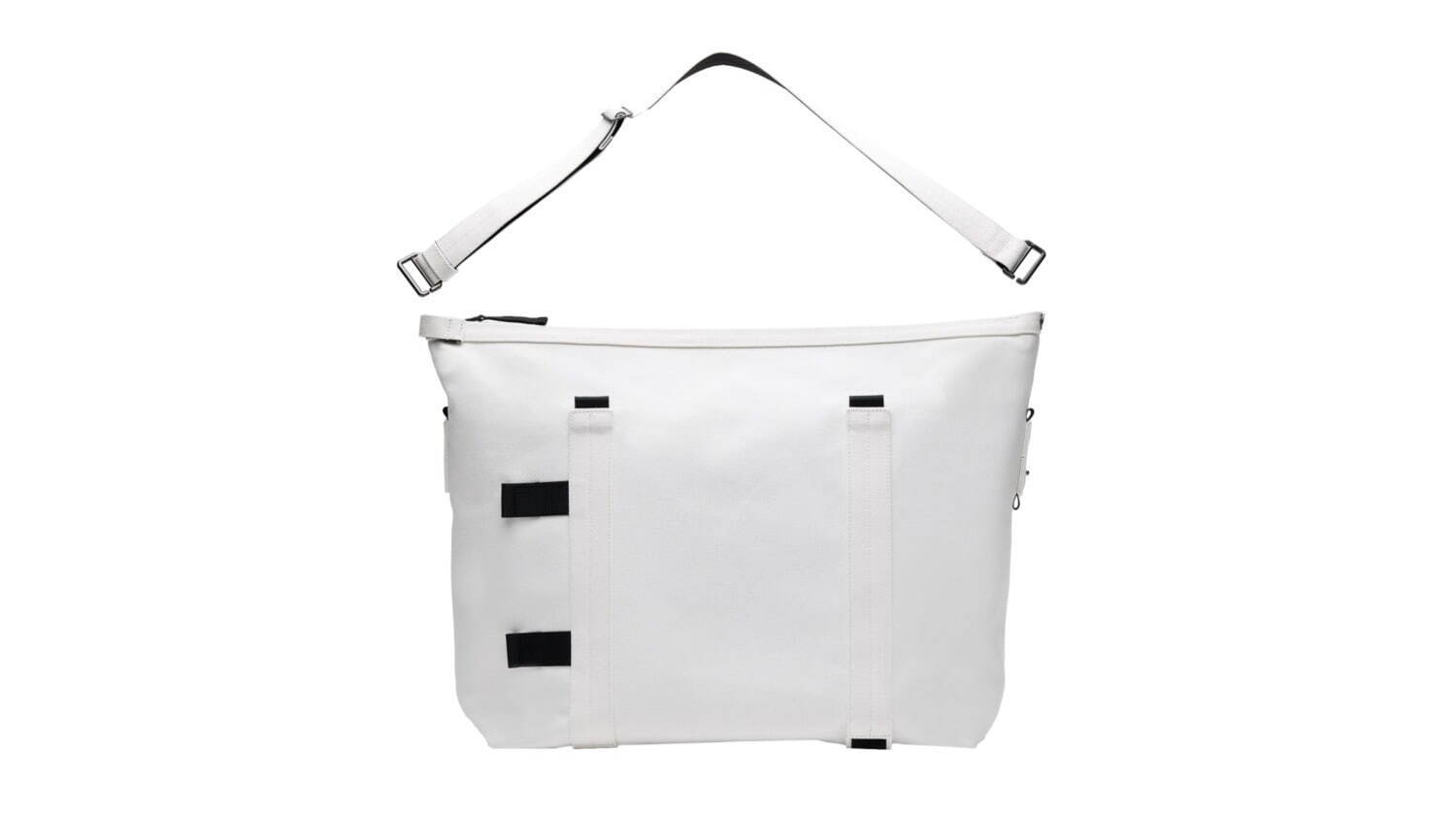 イッセイ ミヤケのメンズブランド「アイム メン」から3WAYバッグ