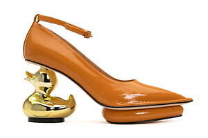 メゾン ミハラヤスヒロ“アヒル型ヒール”のブーツ＆パンプス