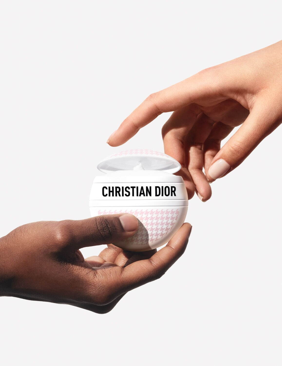 ディオール「ル ボーム」に“パステルピンク×千鳥格子”の限定デザイン