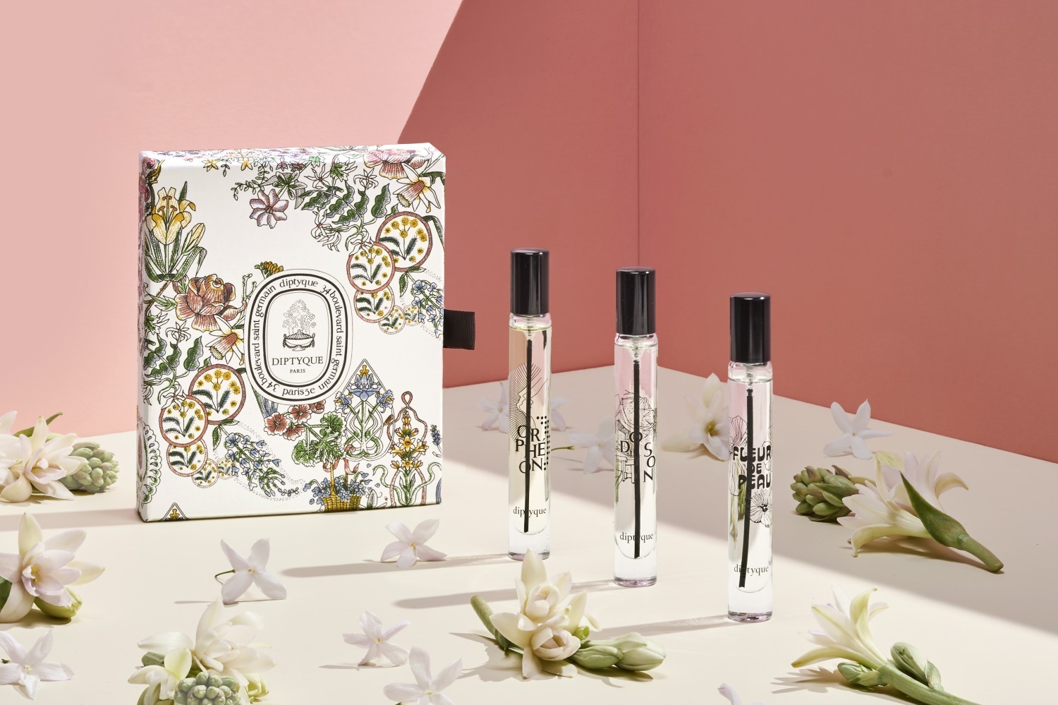 クリスチャン ルブタンの香水「ルビワールド フレグランスコレクション