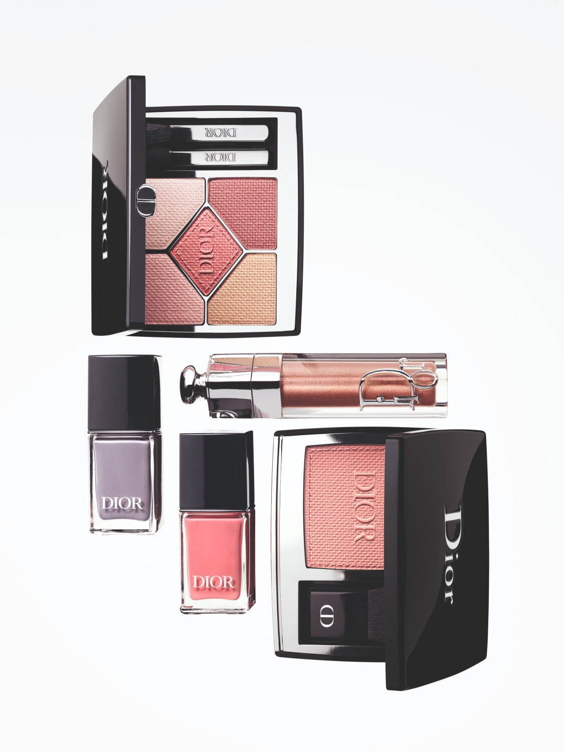 ディオール24年春コスメ“オートクチュールドレス”を纏うアイパレ