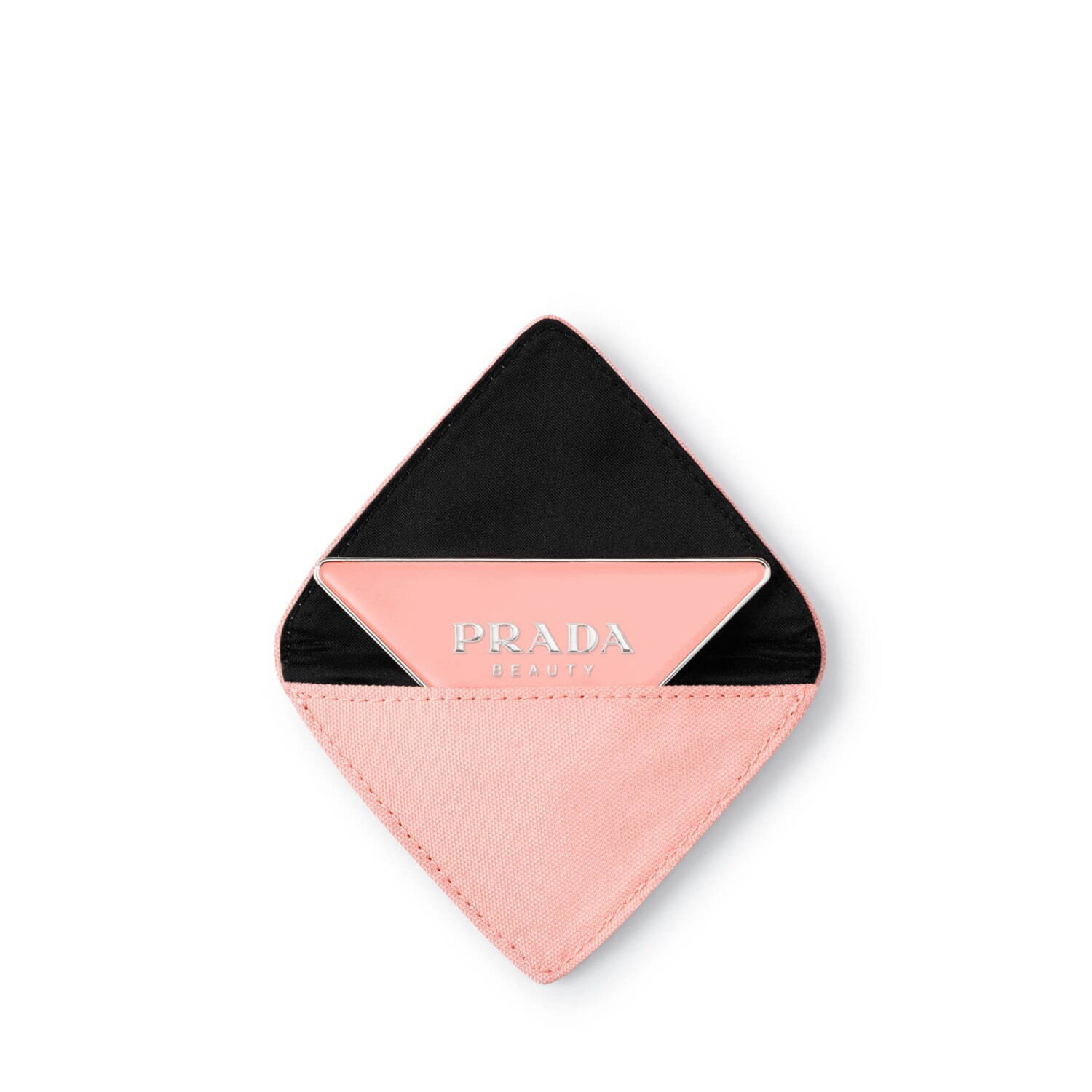 プラダ ビューティ」表参道に限定ストア、 「パラドックス」限定