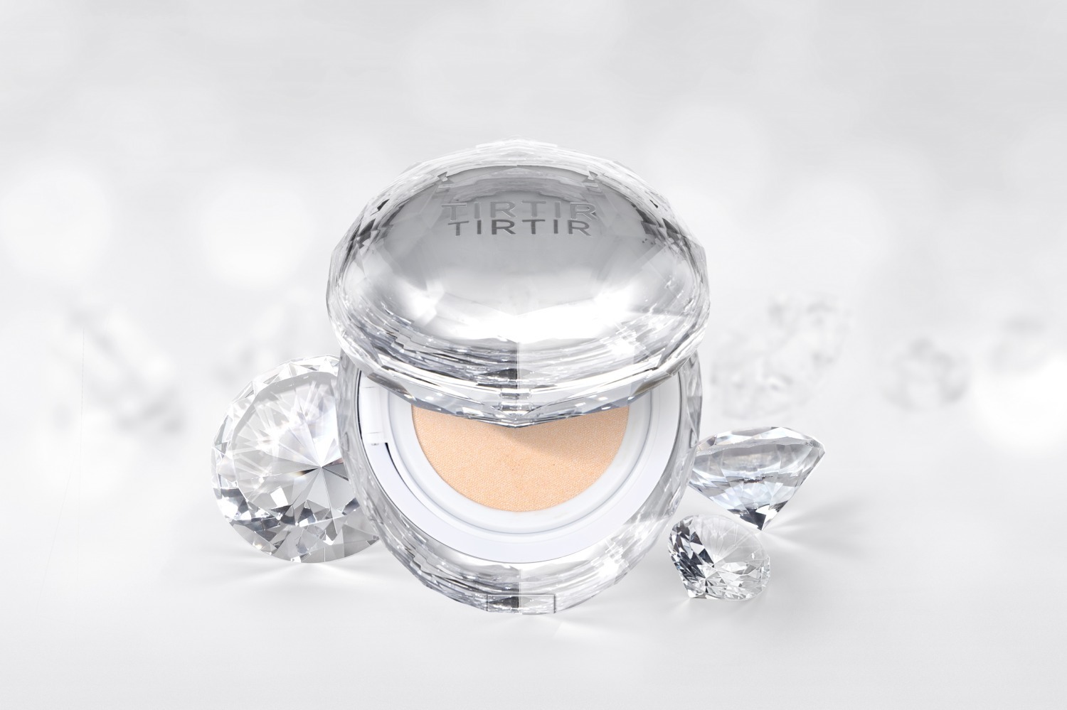 ティルティル23年冬ベースメイク、新メッシュ形状クッション