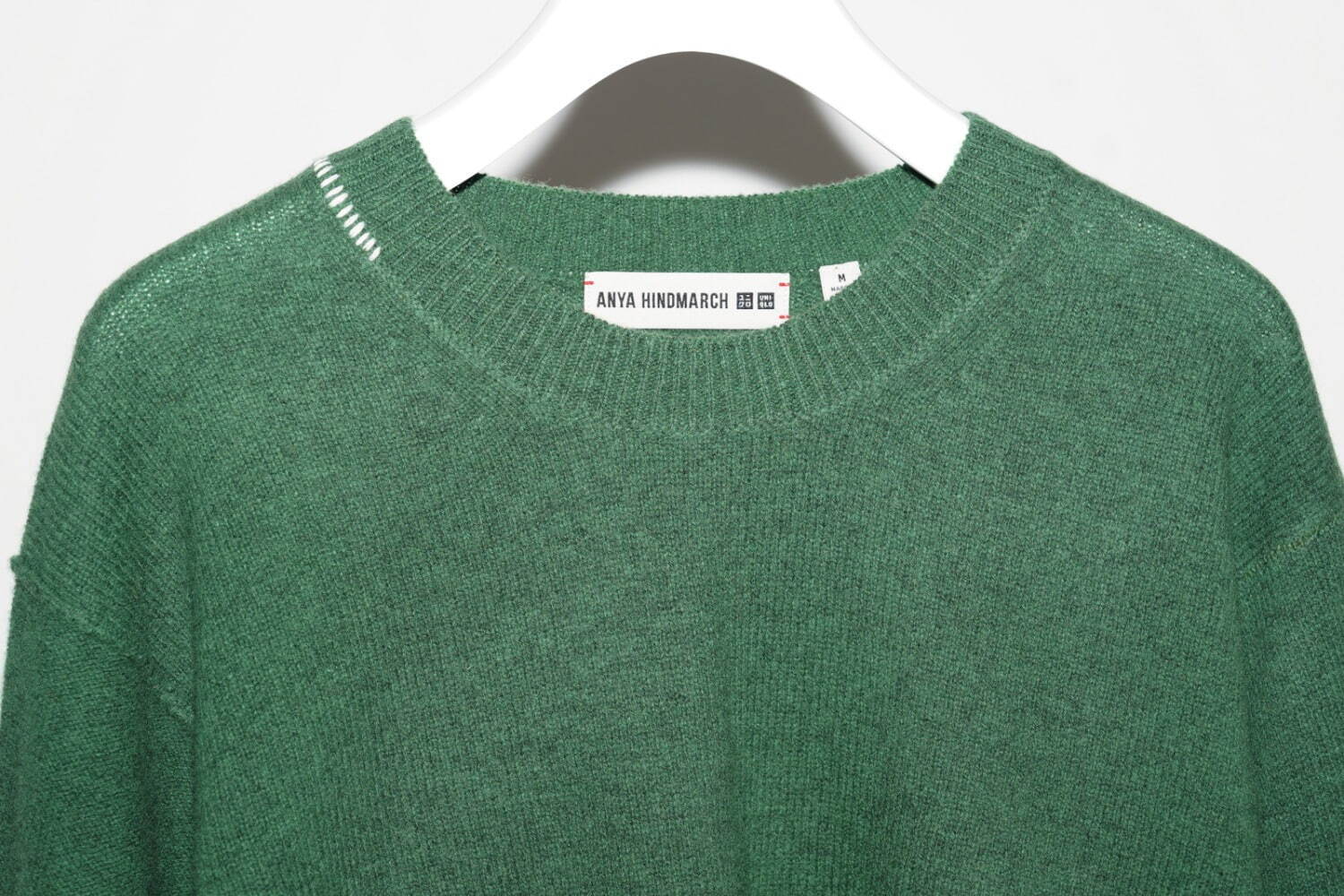 写真1/18｜「ユニクロ x アニヤ・ハインドマーチ」何を買う？セーター