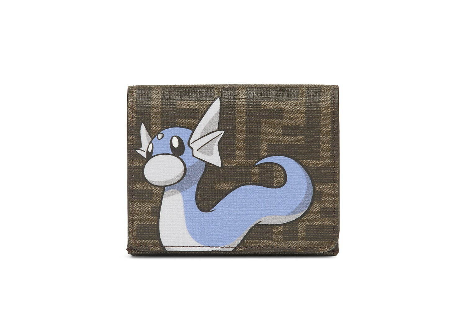 フェンディがポケモン＆フラグメントとコラボ、カイリューのバッグや