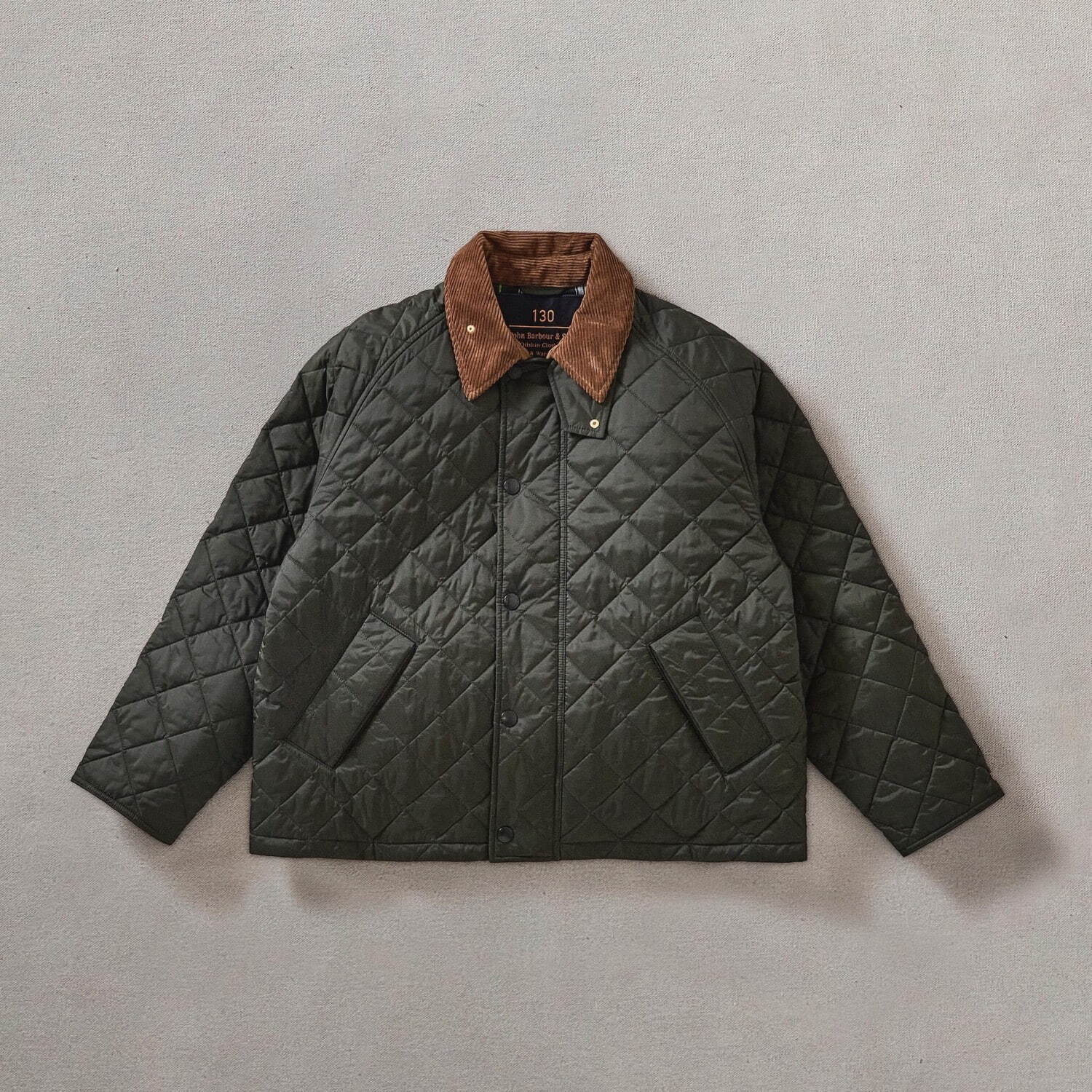 バブアー“金茶色コーデュロイ襟”のワックスジャケット＆キルティング