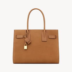 サンローラン“プリーツ構造”のハンドバッグ「サック・ド・ジュール