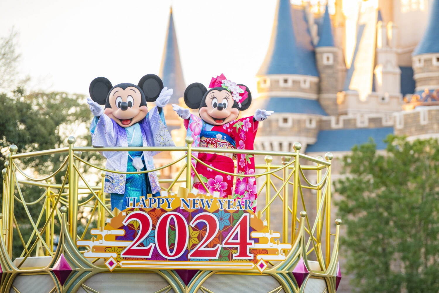 東京ディズニーリゾートのお正月2025」和服ミッキーマウスの新年