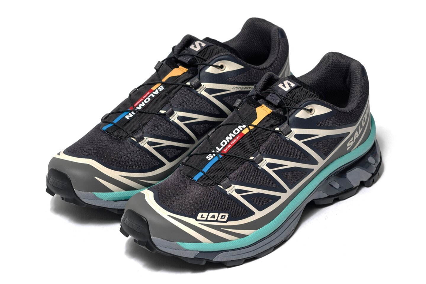 サロモン人気スニーカー「XT-6」“ブルーグリーン”のソフ限定カラー