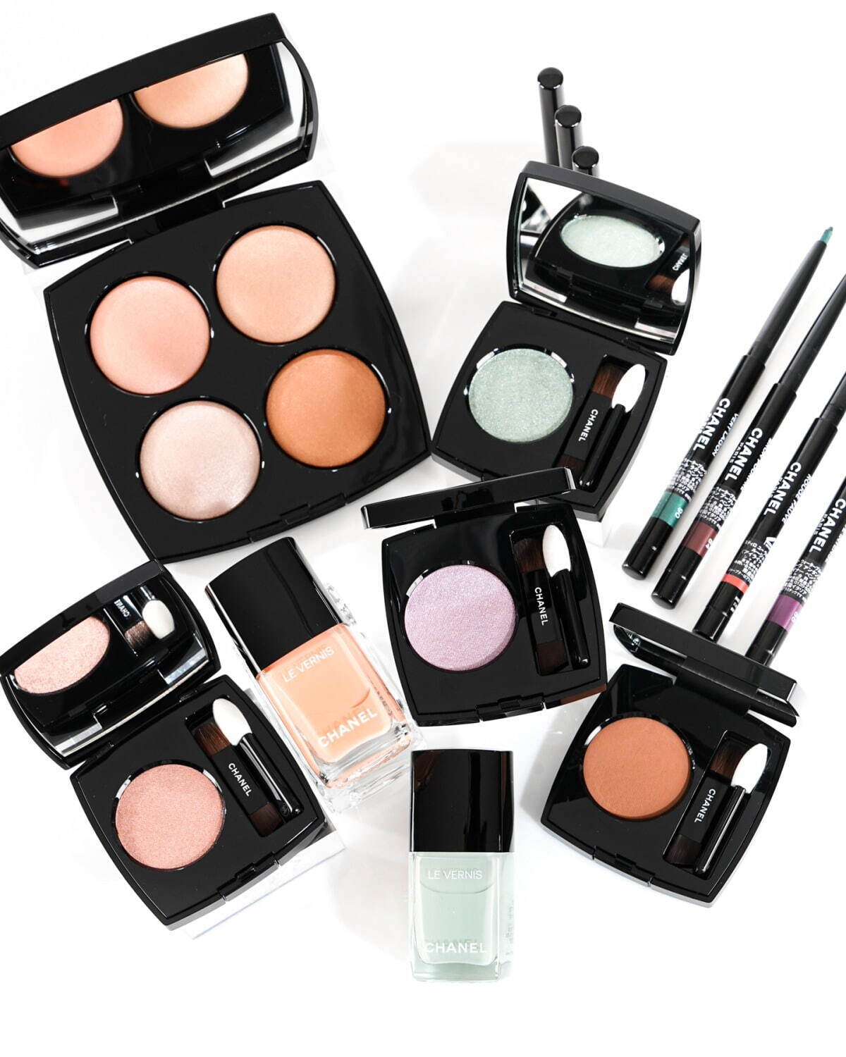 シャネル2025年春コスメ「パール」着想の限定リップ、“パールチャーム