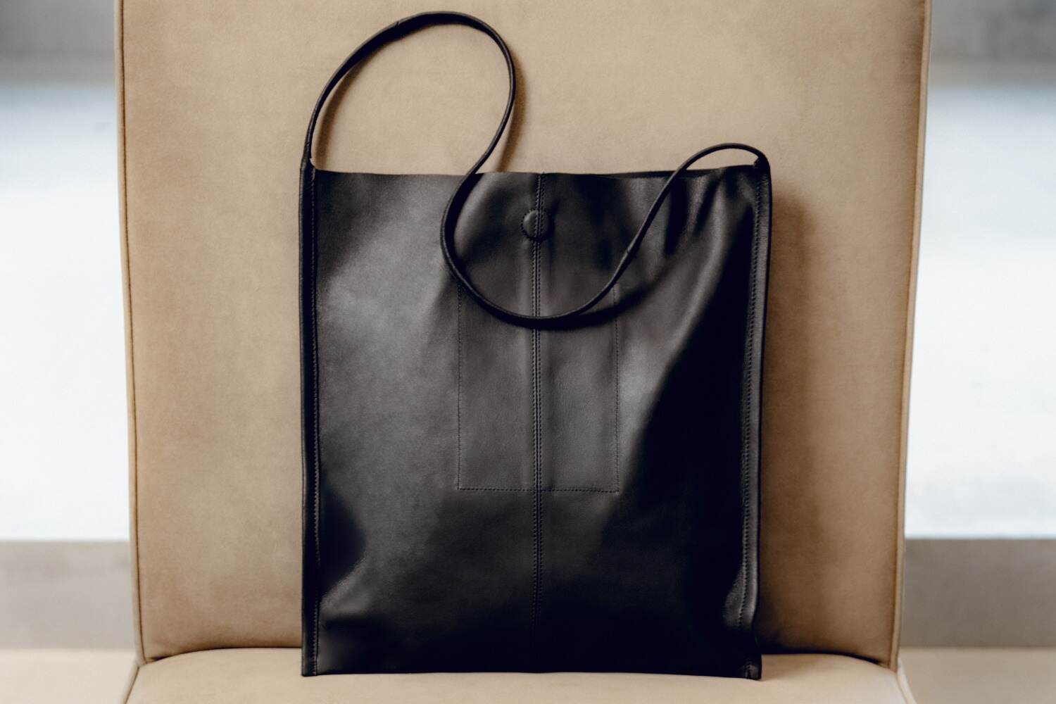 ディスコード ヨウジヤマモトのユニセックスバッグ - サイドジップを配