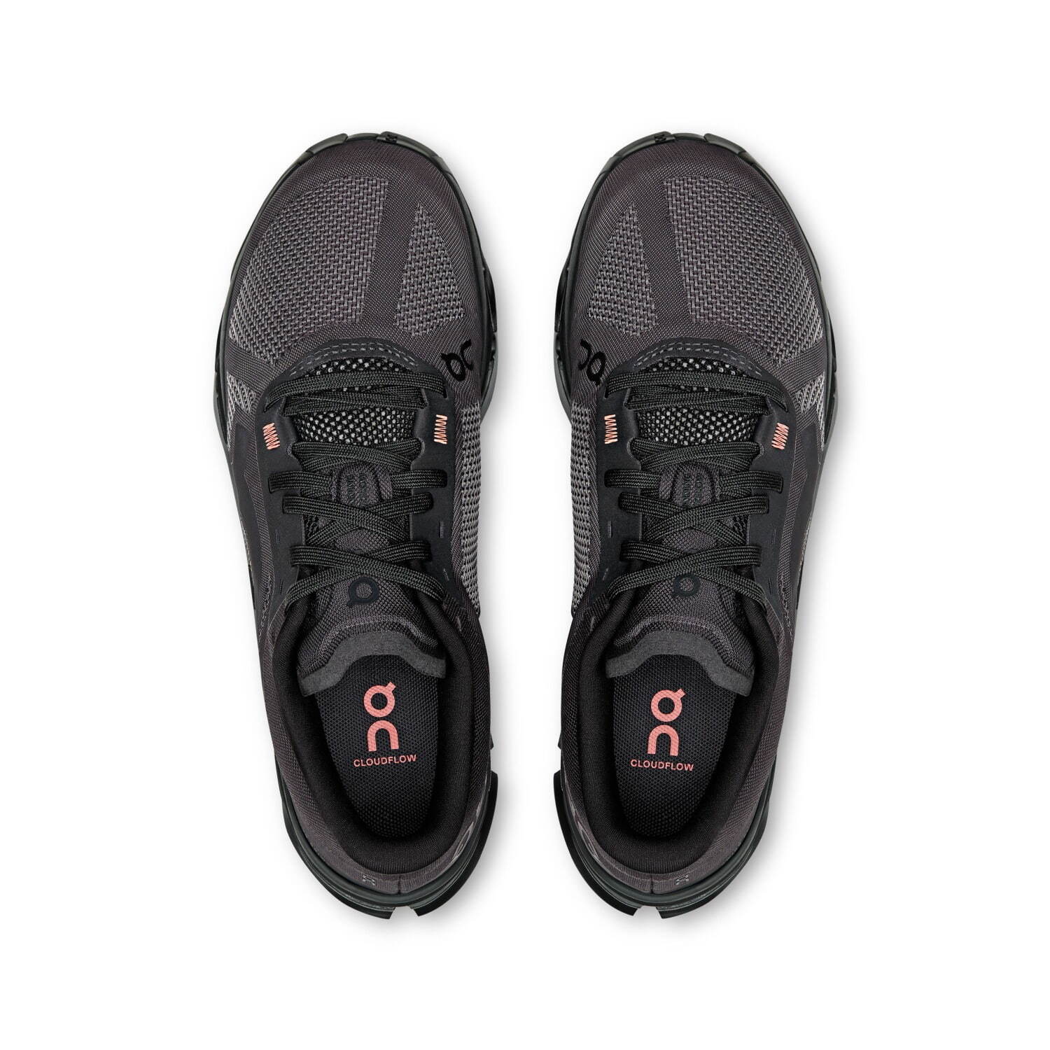 オン“レーシングシューズ”着想の軽量ランニングスニーカー、高反発