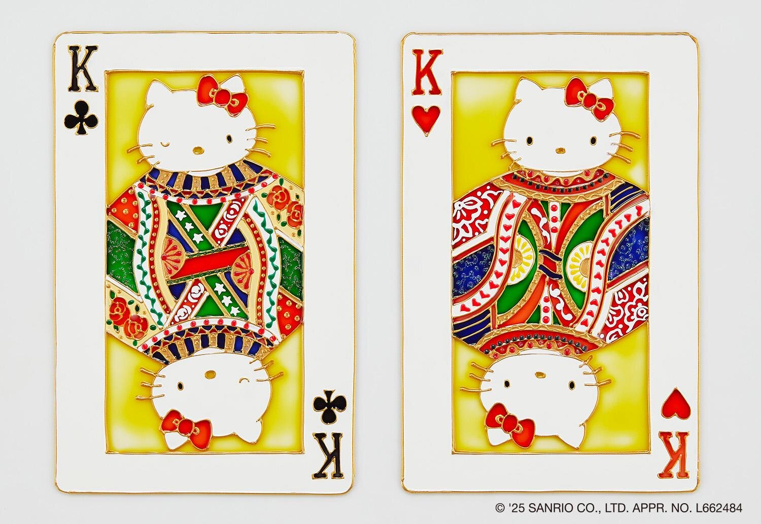 ハローキティのトランプ缶」王冠ハローキティのフィギュア付き