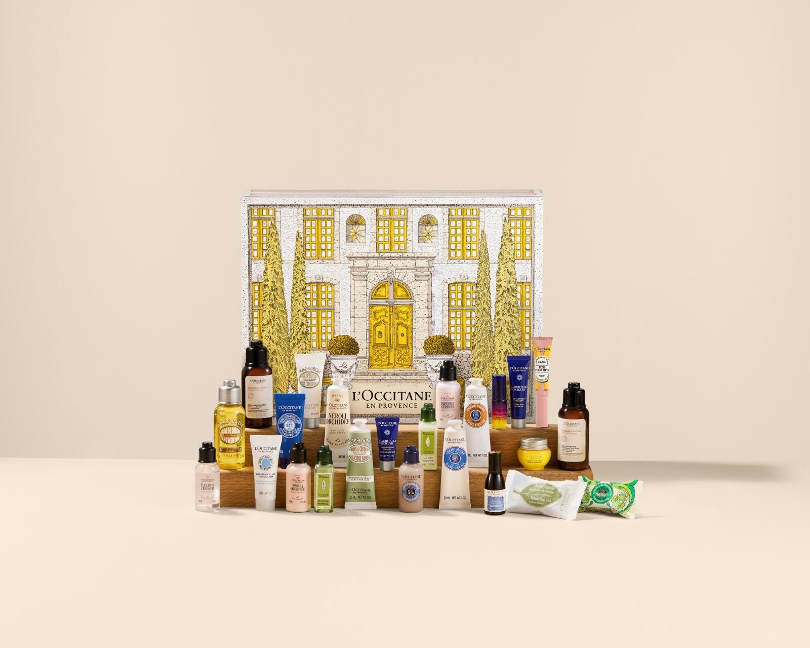 ロクシタン2025年クリスマスコフレ“現品コスメあり”家型パケの