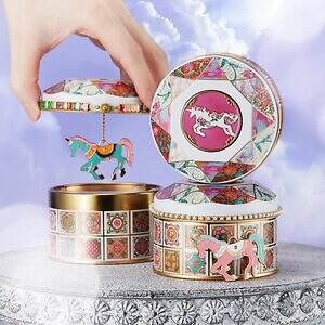 ユニコーン缶」“レトロ可愛い”タイルを描いた苺ショコラ缶、ユニコーン