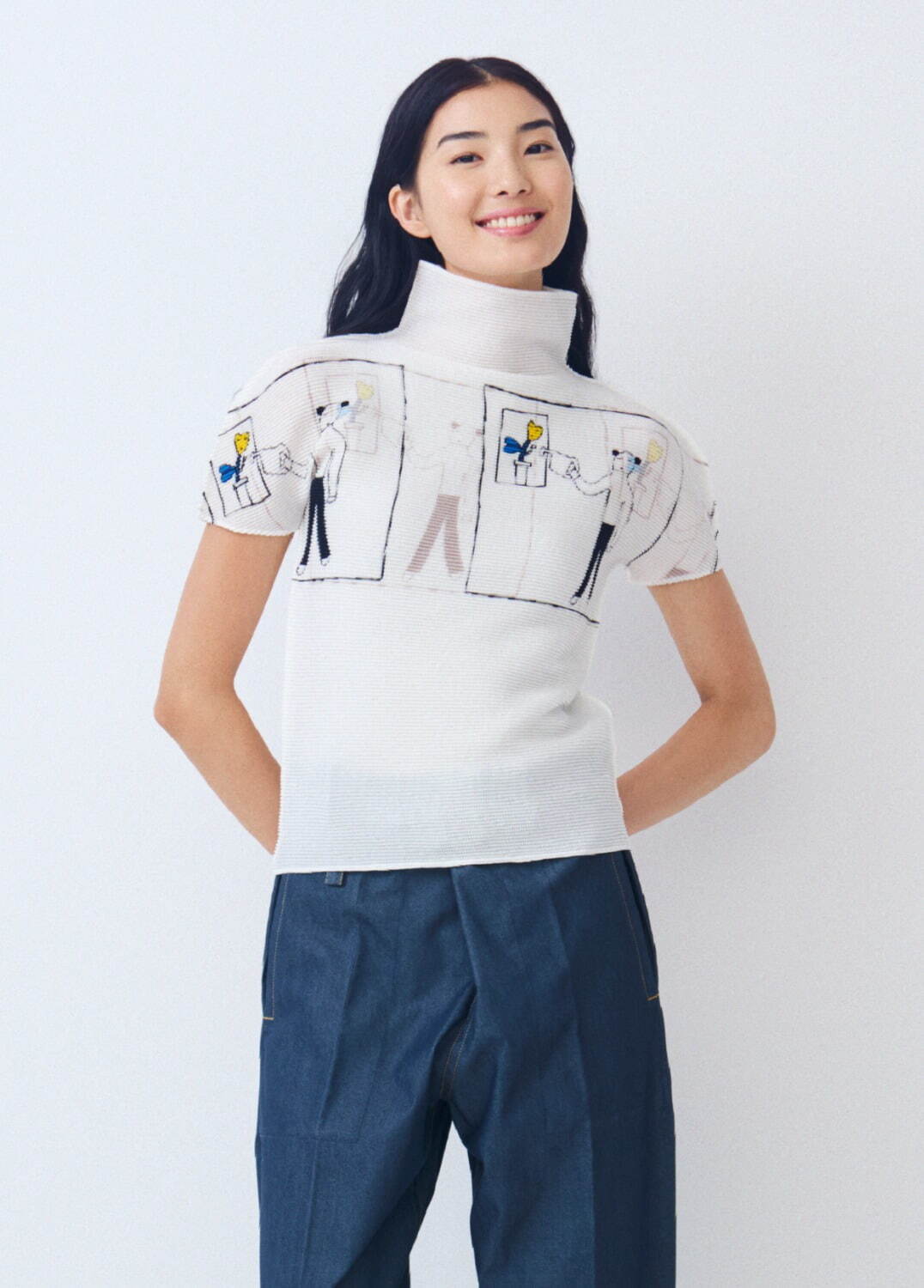 ミー イッセイ ミヤケ、“夢の中の花”を描いたストレッチプリーツ