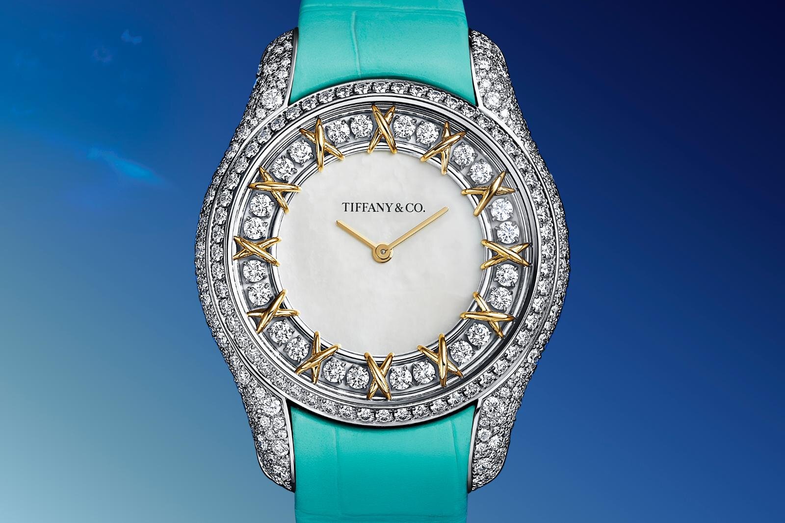 ツモリ チサト ウオッチより10周年記念モデル「ハッピーフラワー