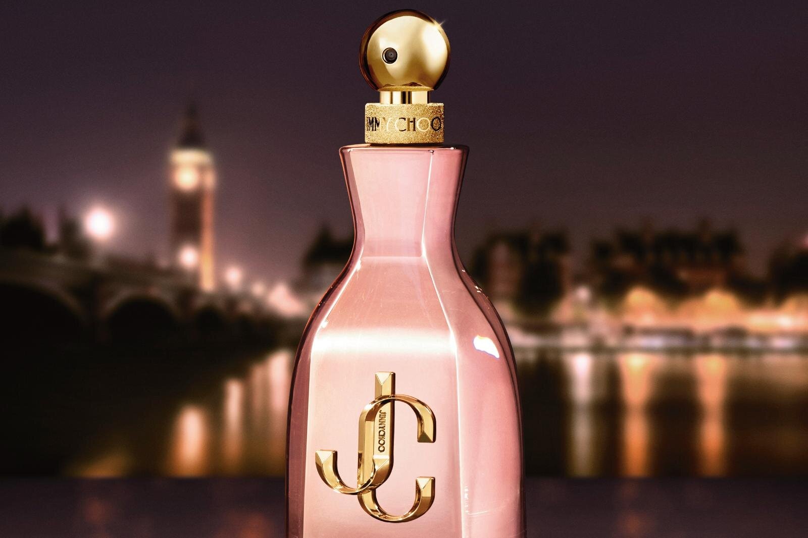 アニック グタールの新香水「ローズ ポンポン」、爽やかで遊び心溢れる