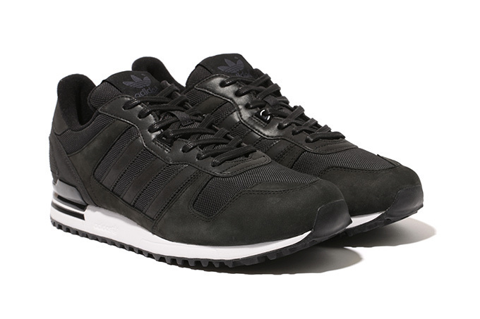 アディダス オリジナルスとイセタンメンズによるスニーカー「ZX 700